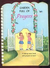 Garden Full of Players: A Fold-Up Story Book with Prayers to Learn Garden Full of Players: A Fold-Up Story Book with Prayers to Learn