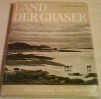 Land der Graser. Die Ausseren Hebriden. (Tir A'mhurain. Outer Hebrides). 105 photographs. Commentary by Basil Davidson