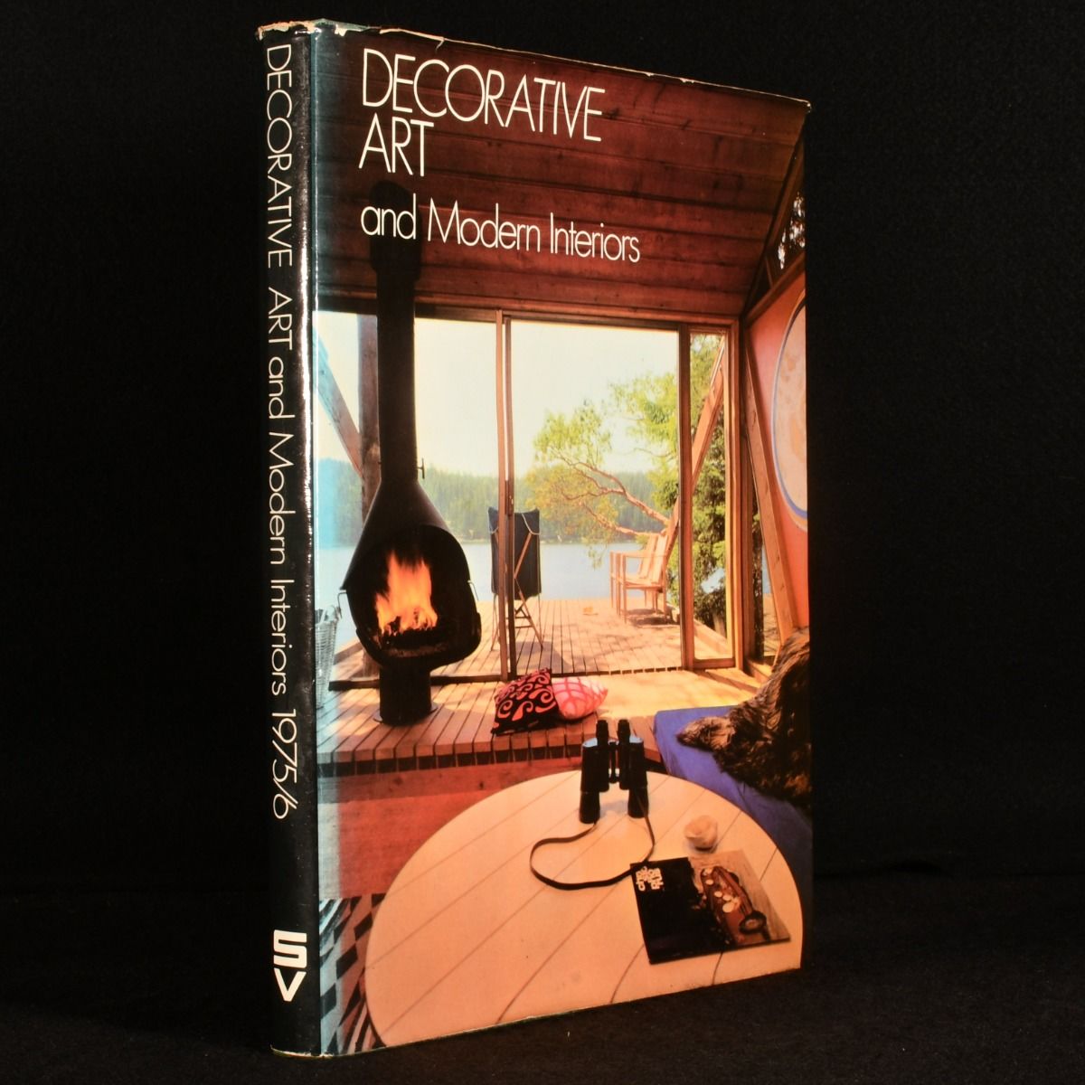Maria Schofield [ed] - Decorative Art and Modern Interiors 1975/76 Volume 65