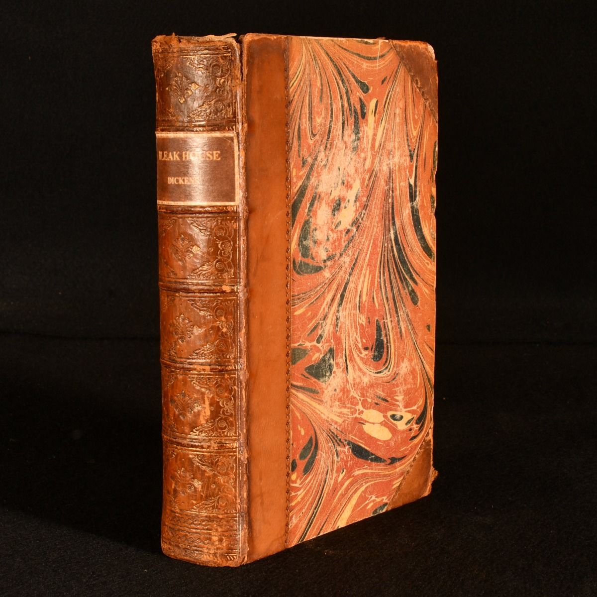 Charles Dickens - Bleak House