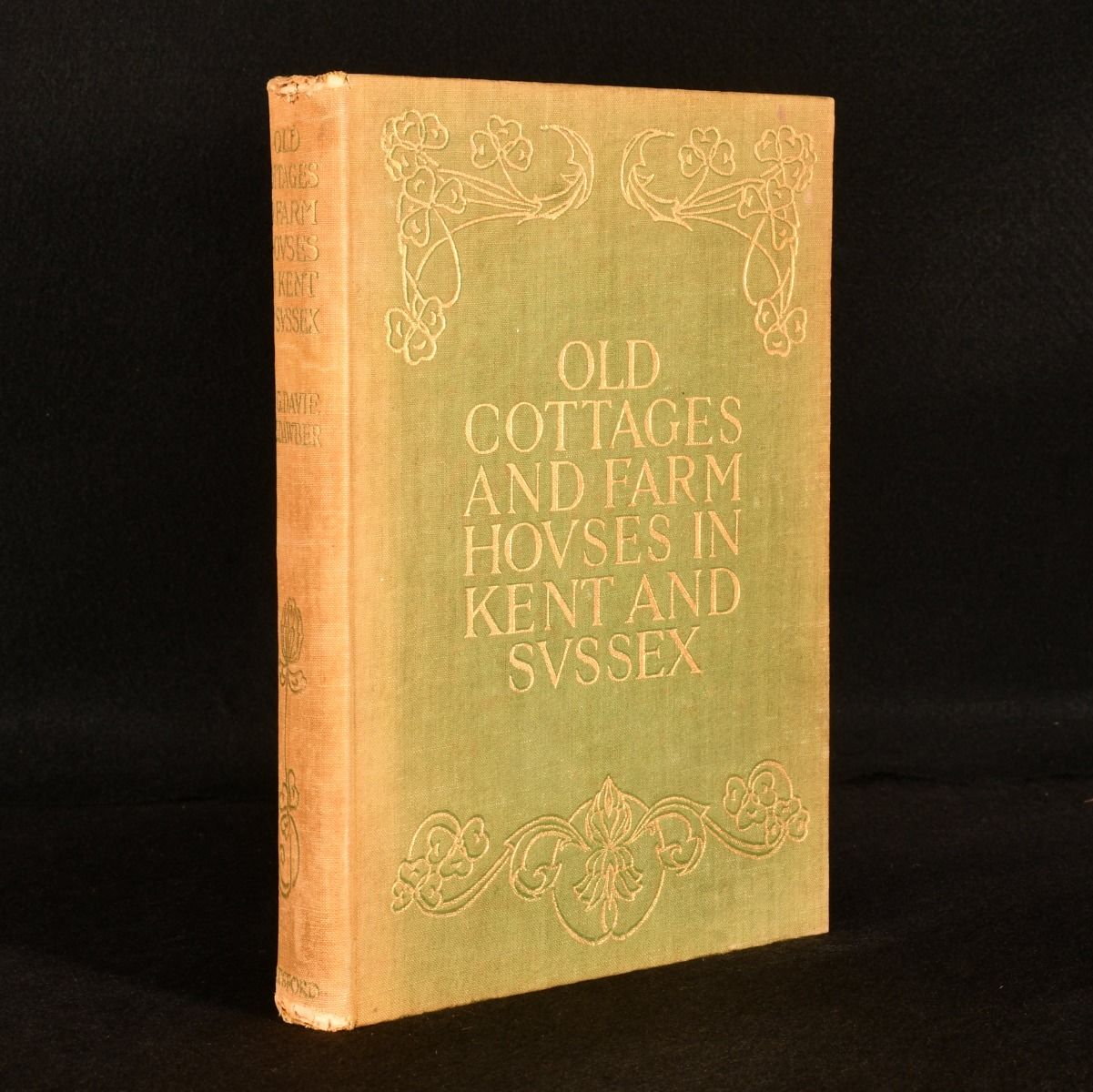 E. Guy Dawber - Old Cottages and Farmhouses in Kent and Sussex