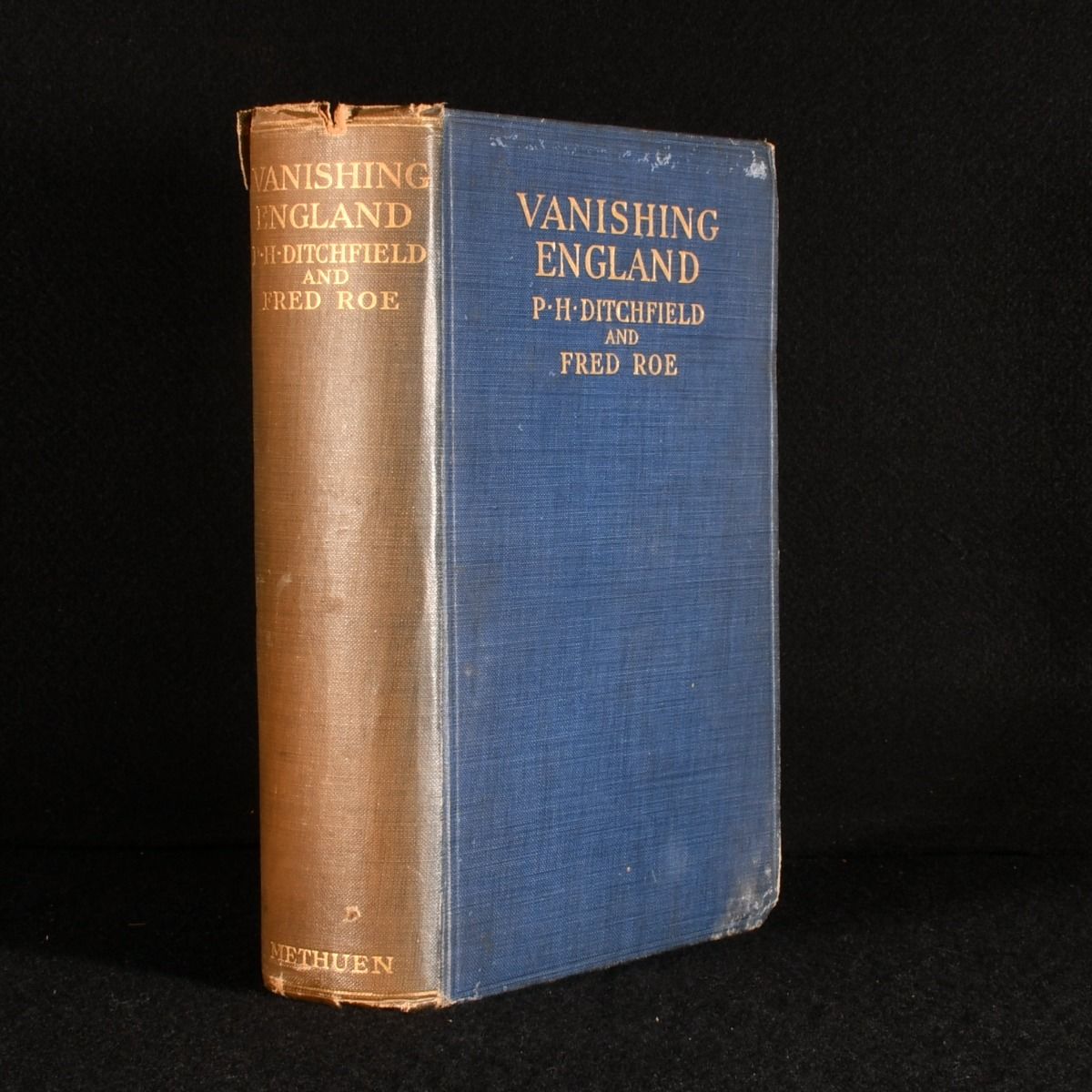 P.H. Ditchfield - Vanishing England
