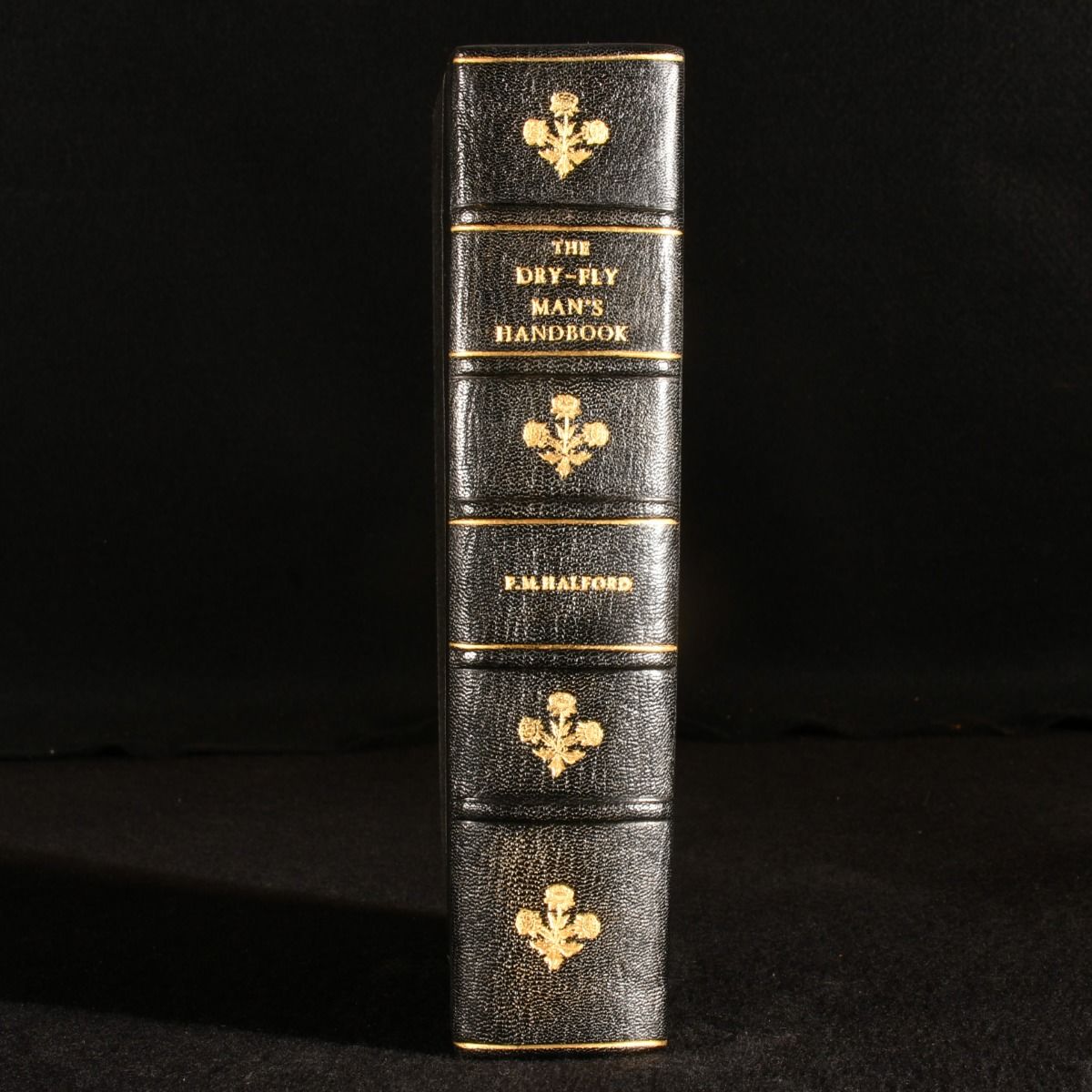 Frederic M. Halford - The Dry-Fly Man&Apos;S Handbook; a Complete Manual Including the Fisherman&Apos;S Entomology and the Making and Management of a Fishery
