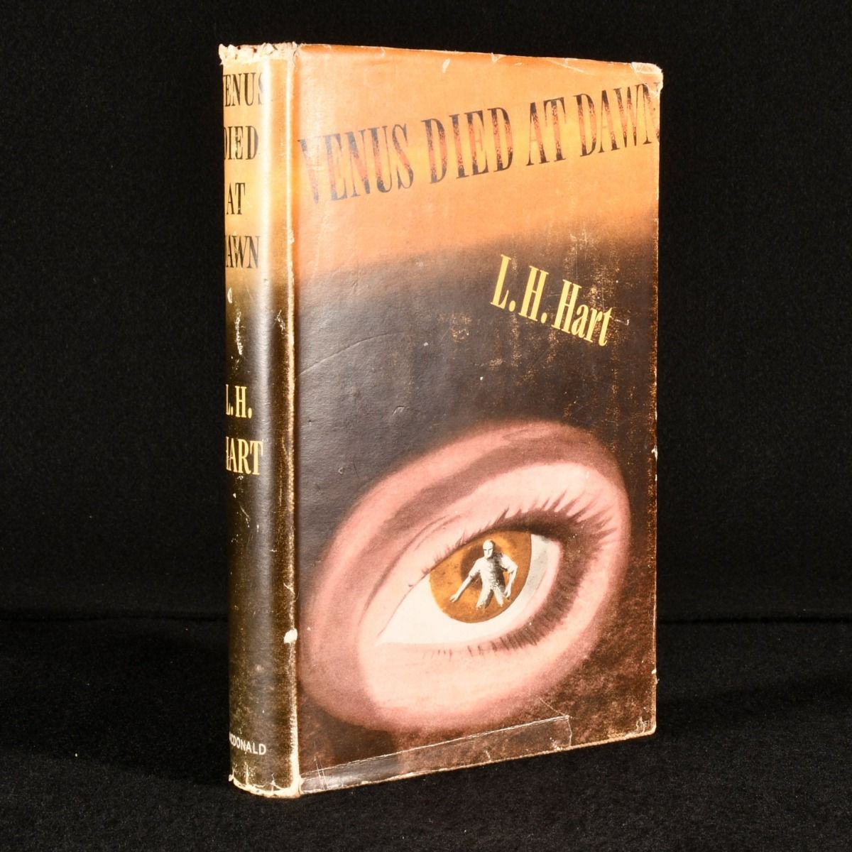 L. H. Hart - Venus Died at Dawn