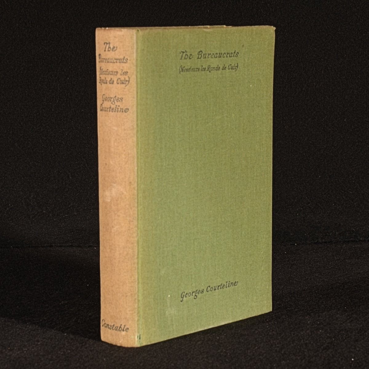 Georges Courteline; Eric Sutton [translator] - The Bureaucrats (Messieurs Les Ronds-de-Cuir): Scenes from Official French Life