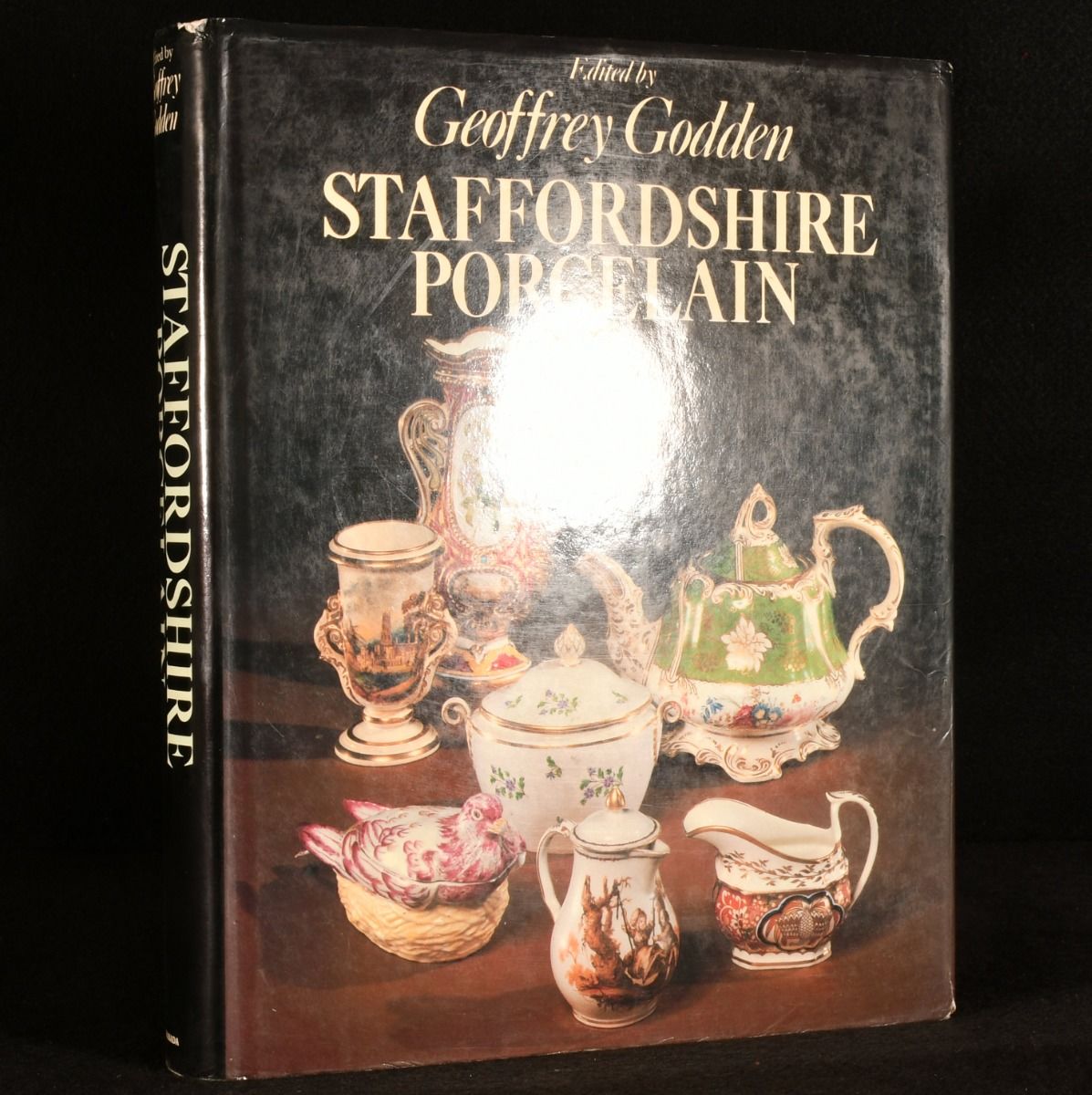 Geoffrey Godden - Staffordshire Porcelain