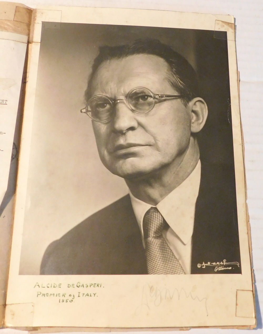 ORIGINAL PHOTOGRAPH of the ITALIAN PRIME MINISTER ALCIDE DE GASPERI, by YOUSUF KARSH, SIGNED by DE GASPERI with a letter signed by his secretary, probably Francesco Bartolotta.