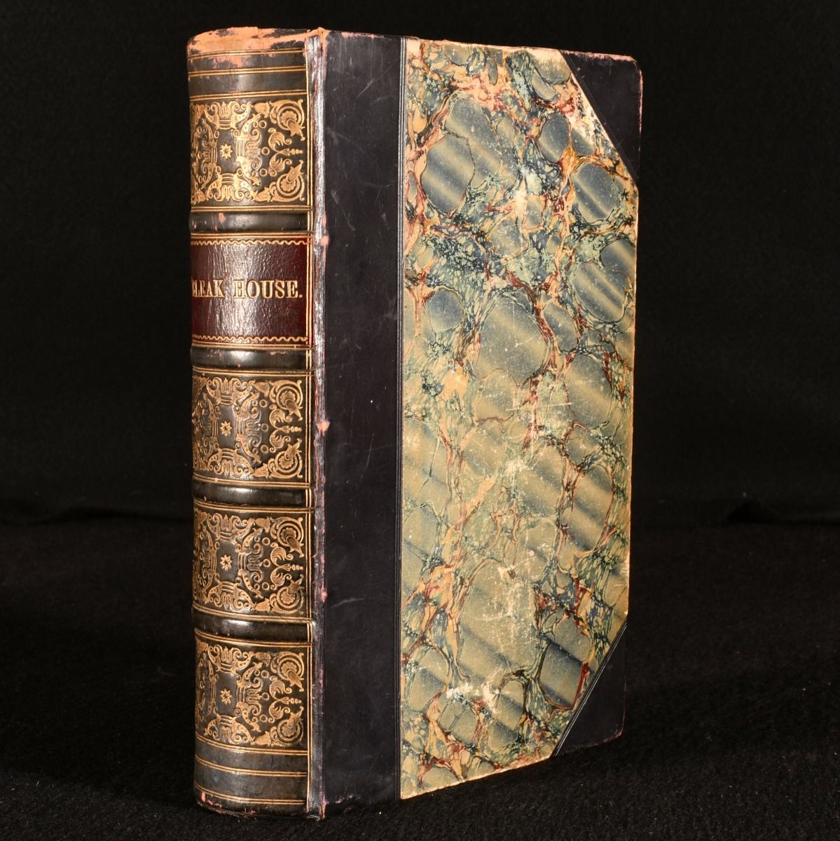 Charles Dickens - Bleak House