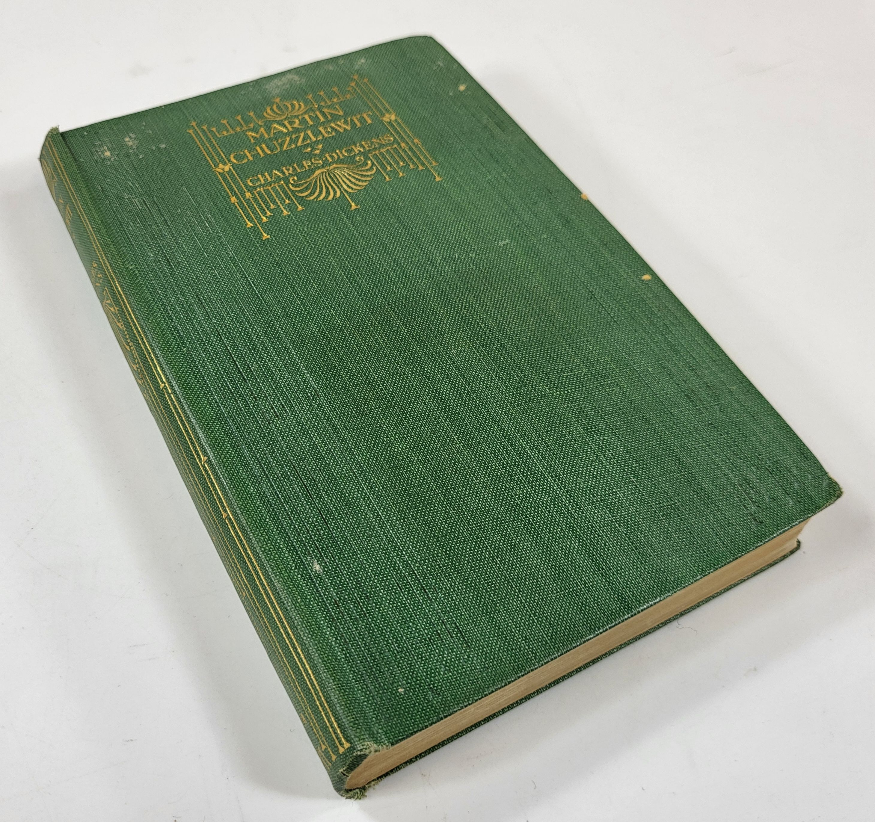 Life & Adventures of Martin Chuzzlewit. Macmillan's Illustrated Pocket Dickens