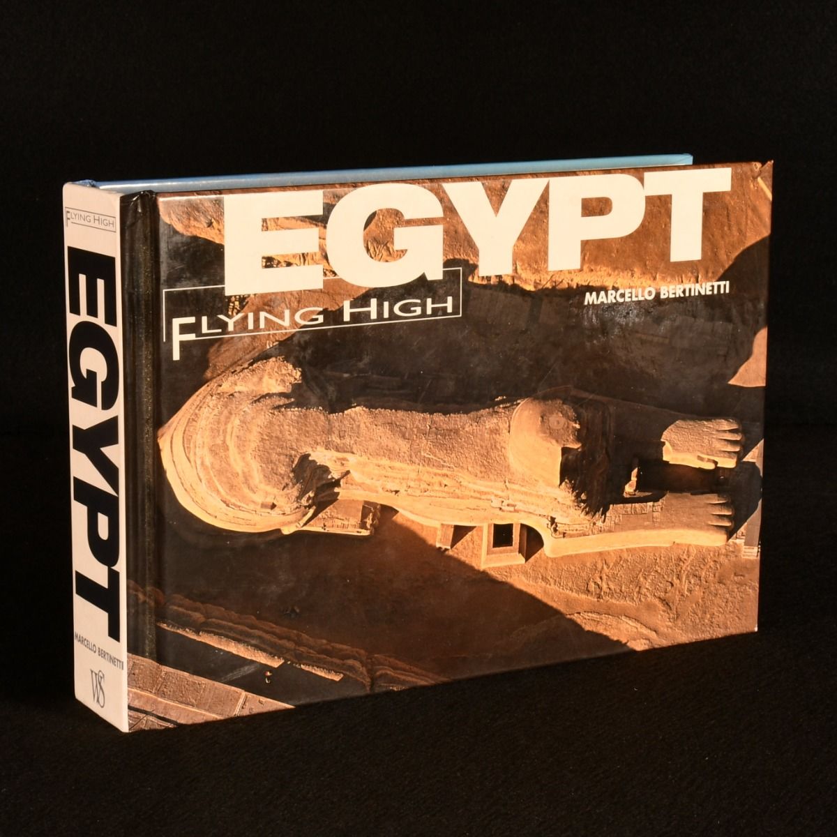 Marcello Bertinetti; Corrina Rossi; Catherine Bolton [trans.] - Egypt: Flying High