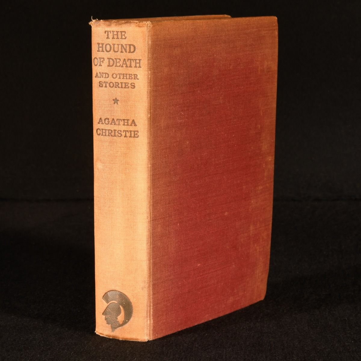 Agatha Christie - The Hound of Death and Other Stories
