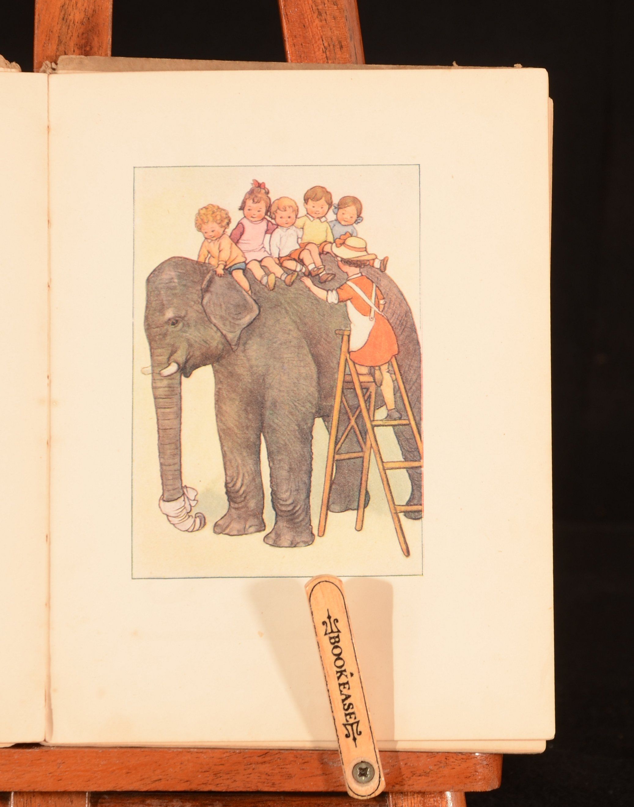 Margaret Gilmour - Ameliaranne at the Circus