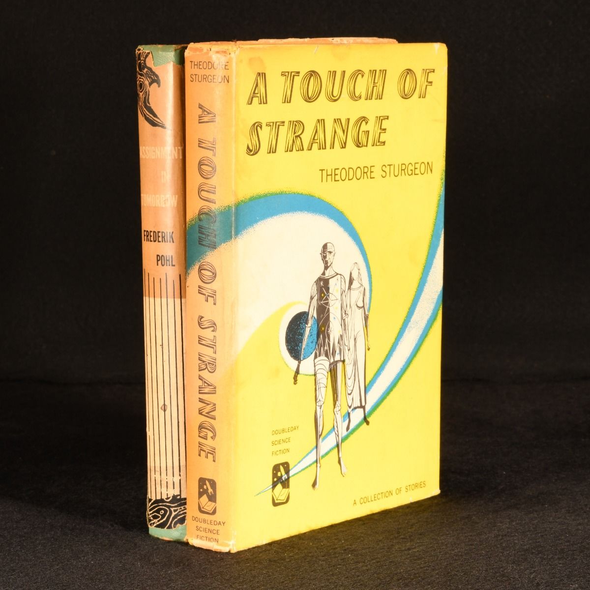 Frederik Pohl [ed.]; Theodore Sturgeon - Assignment in Tomorrow: An Anthology; a Touch of Strange