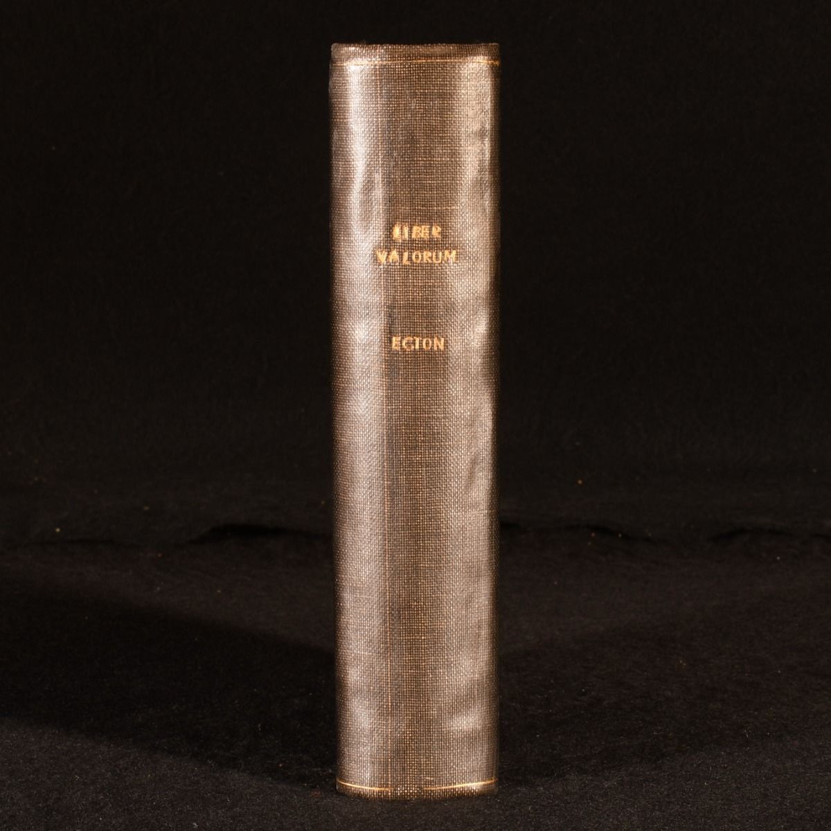 John Ecton - Liber Valorum Et Decimarum; Being an Account of the Valuations and Yearly Tenths of All Such Ecclesiastical Benefices in England and Wales, As Now Stand Chargeable with the Payment of First-Fruits and Tenths