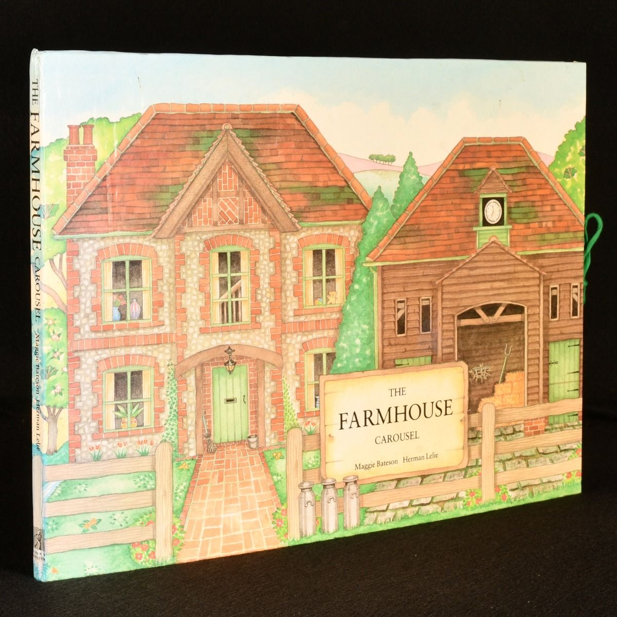 Maggie Bateson; Herman Lelie - The Farmhouse Carousel