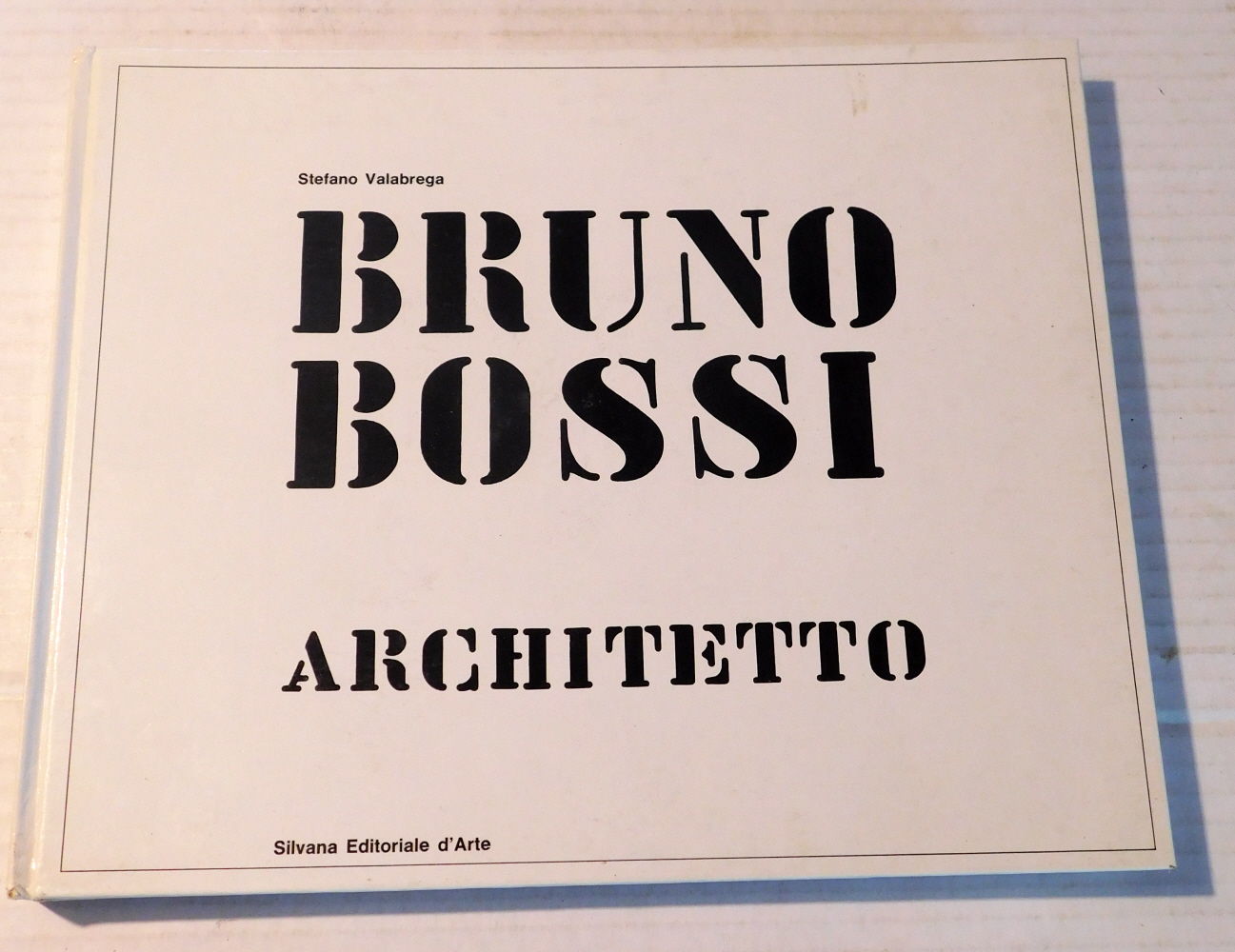 BRUNO BOSSI: ARCHITETTO.