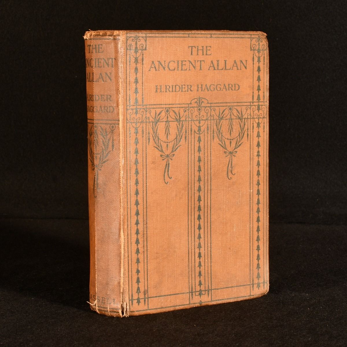 H. Rider Haggard - The Ancient Allan