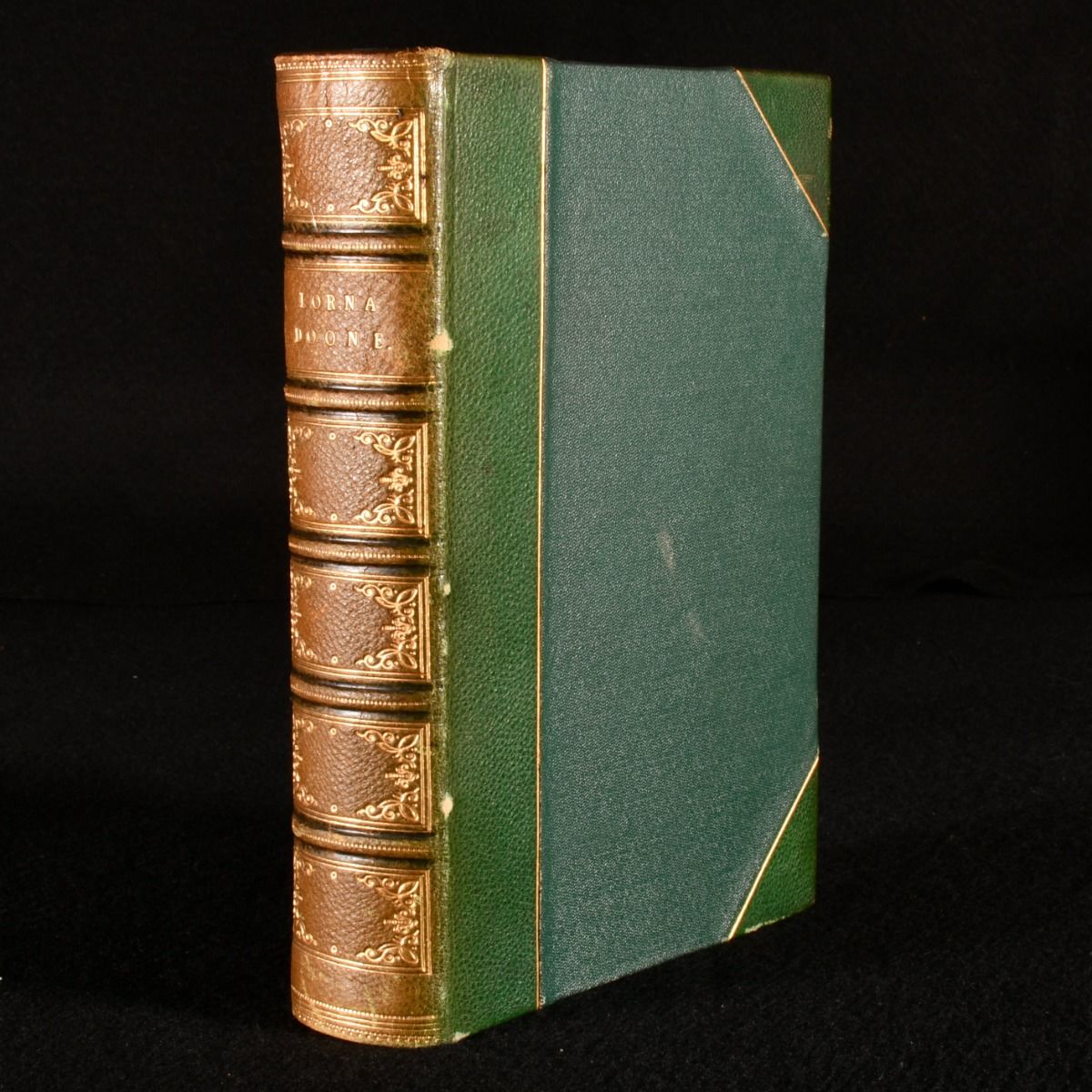 R.D. Blackmore - Lorna Doone: A Romance of Exmoor