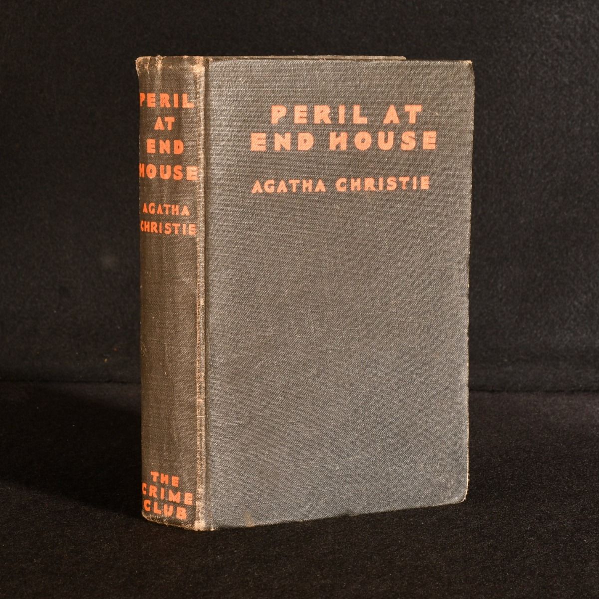 Agatha Christie - Peril at End House