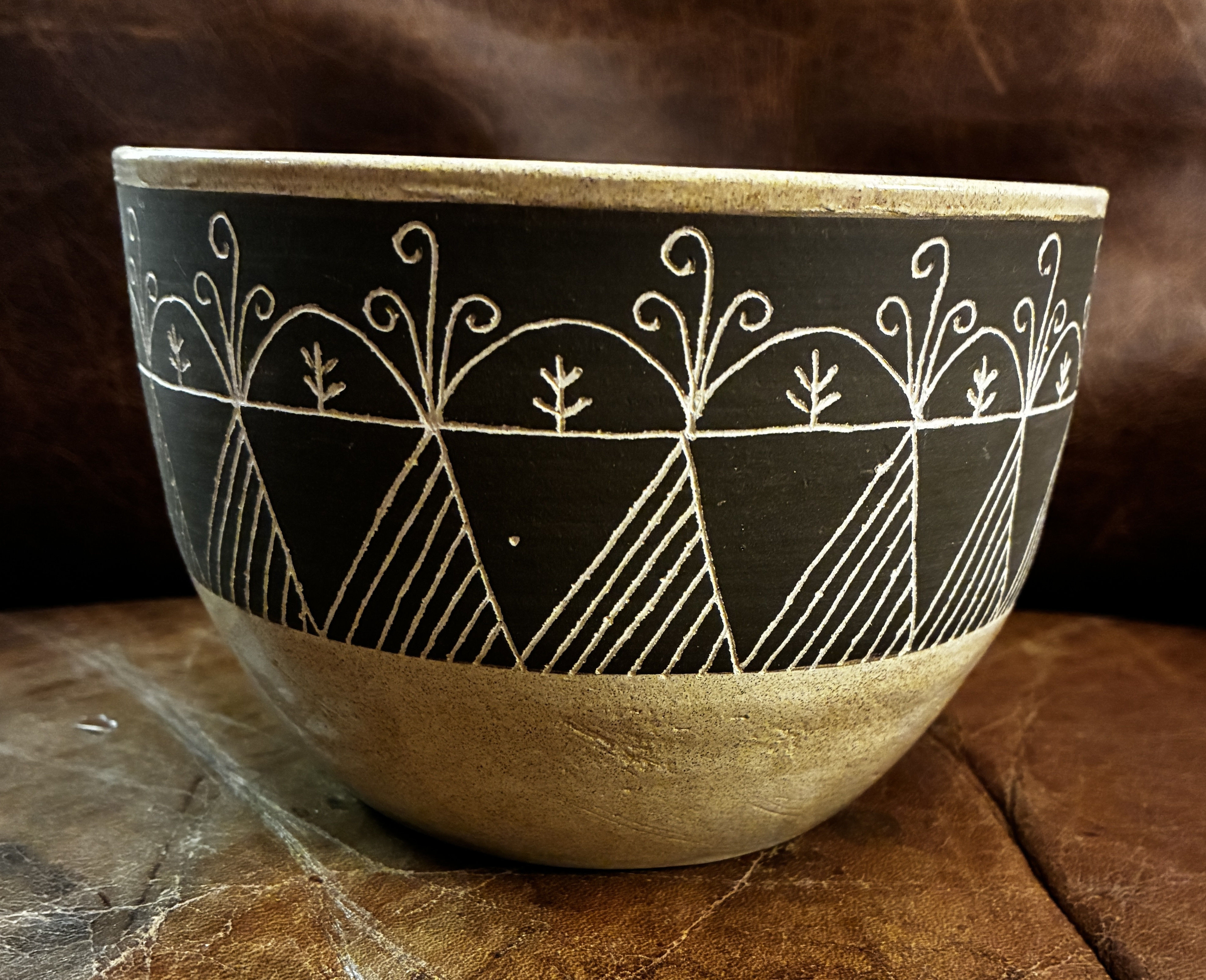 Tammy Tarbell Mohawk Original Pottery Celestial Tree Bowl 2004 Glazed and Etched Traditional Celestial Tree