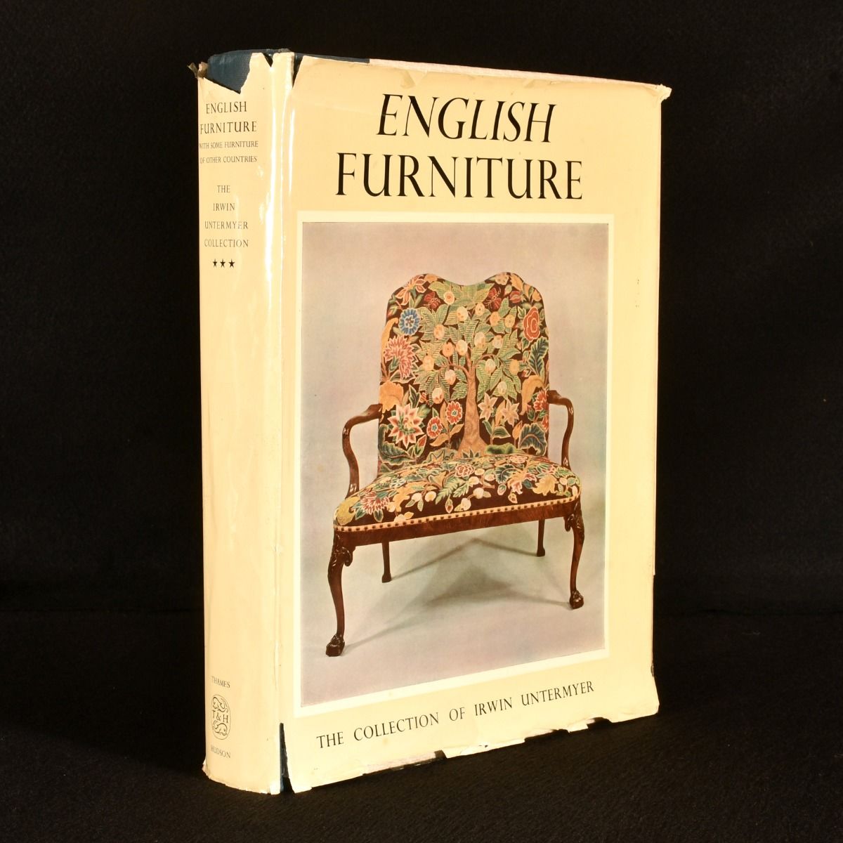John Gloag; Yvonne Hackenbroch - English Furniture with Some Furniture of Other Countries in the Irwin Untermyer Collection