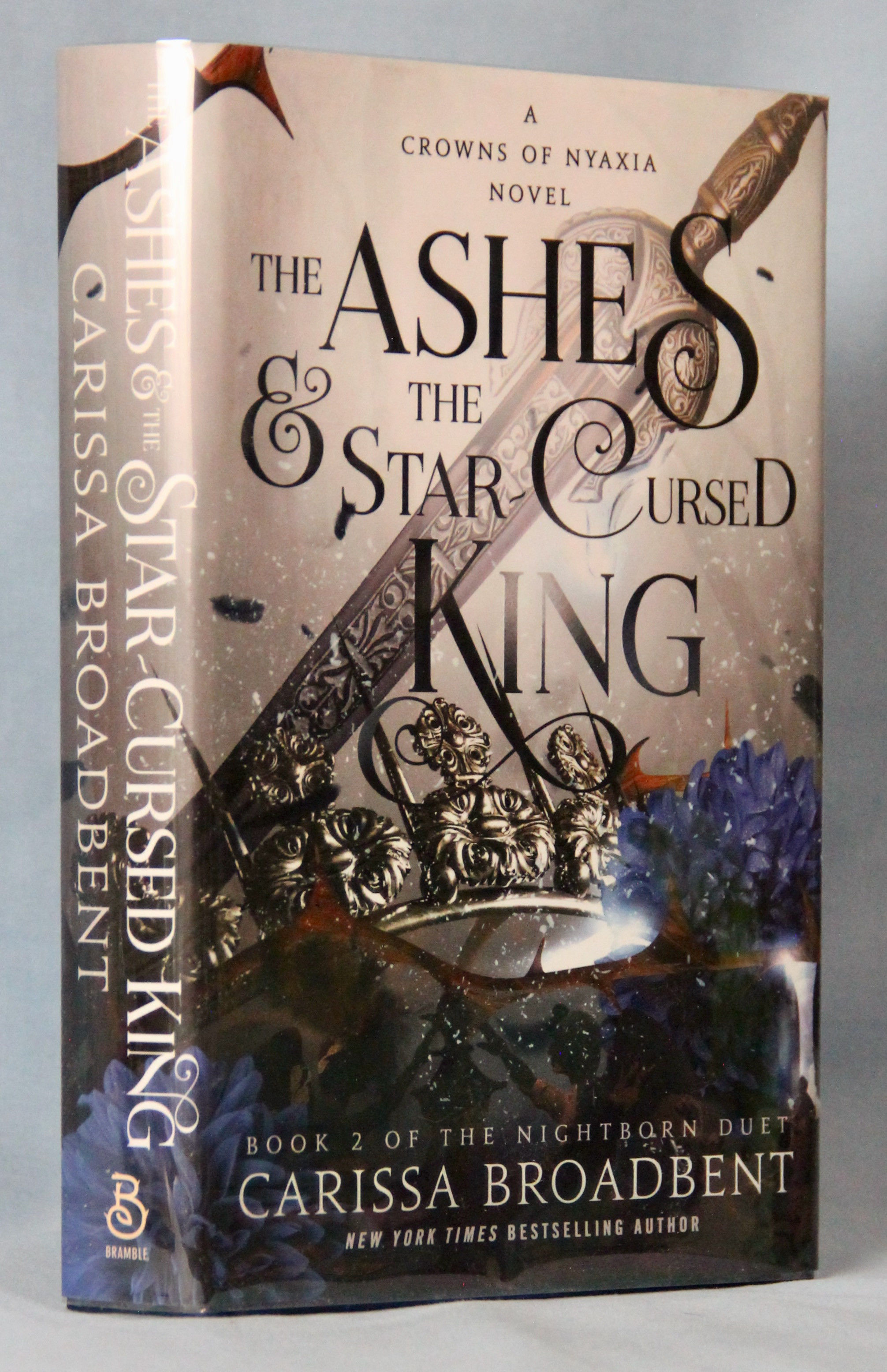 洋書 The Ashes and the Star-Cursed King Amazon.com: The Ashes and the Star-Cursed King (Crowns of