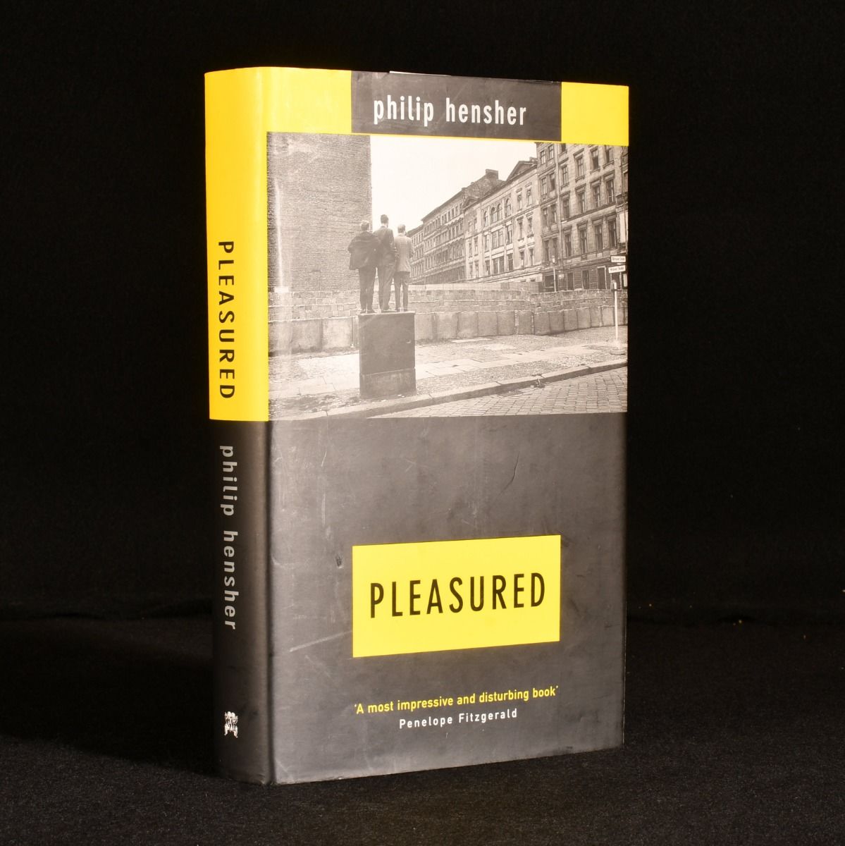 Philip Hensher - Pleasured