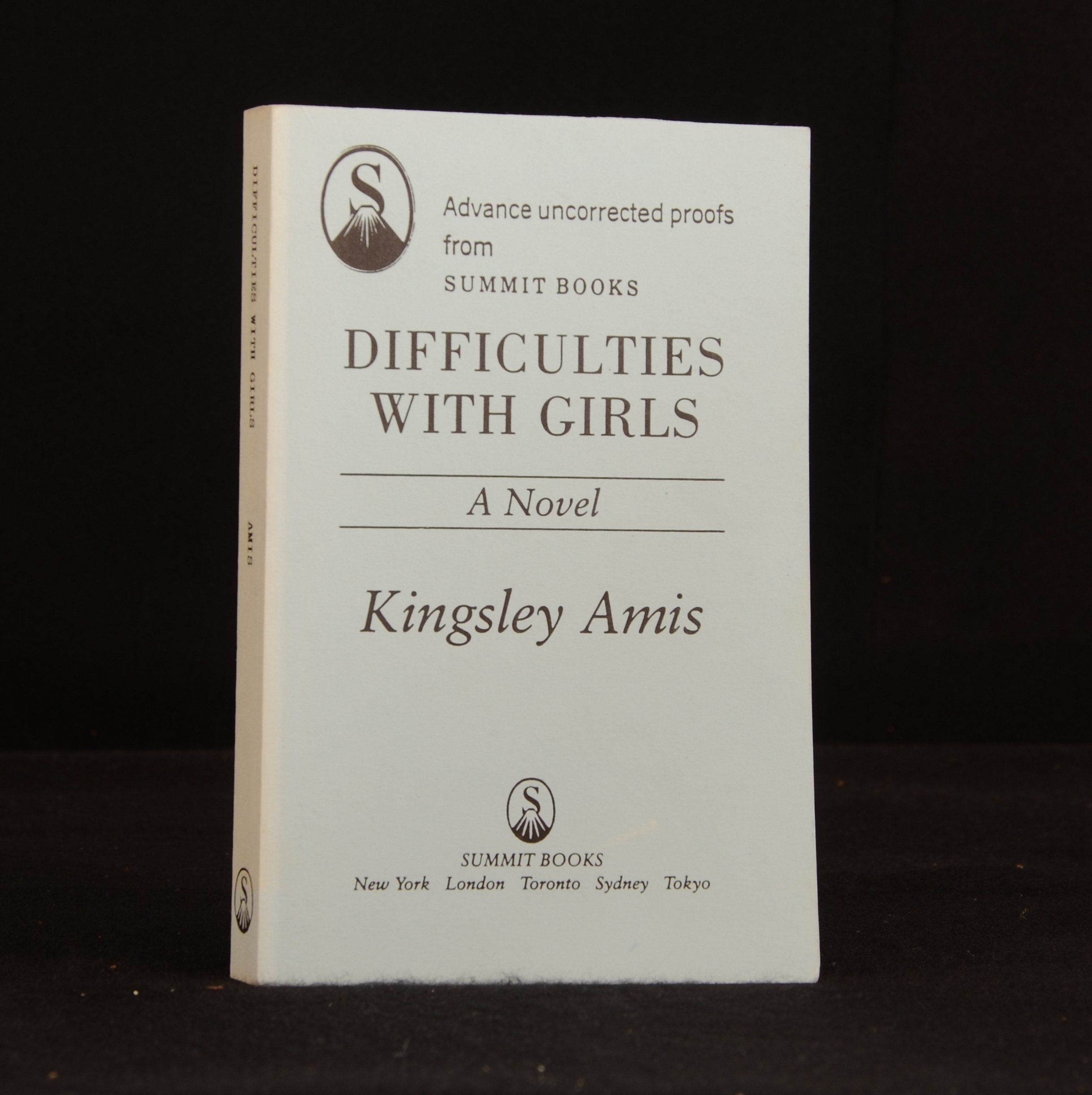 Kingsley Amis - Difficulties with Girls a Novel