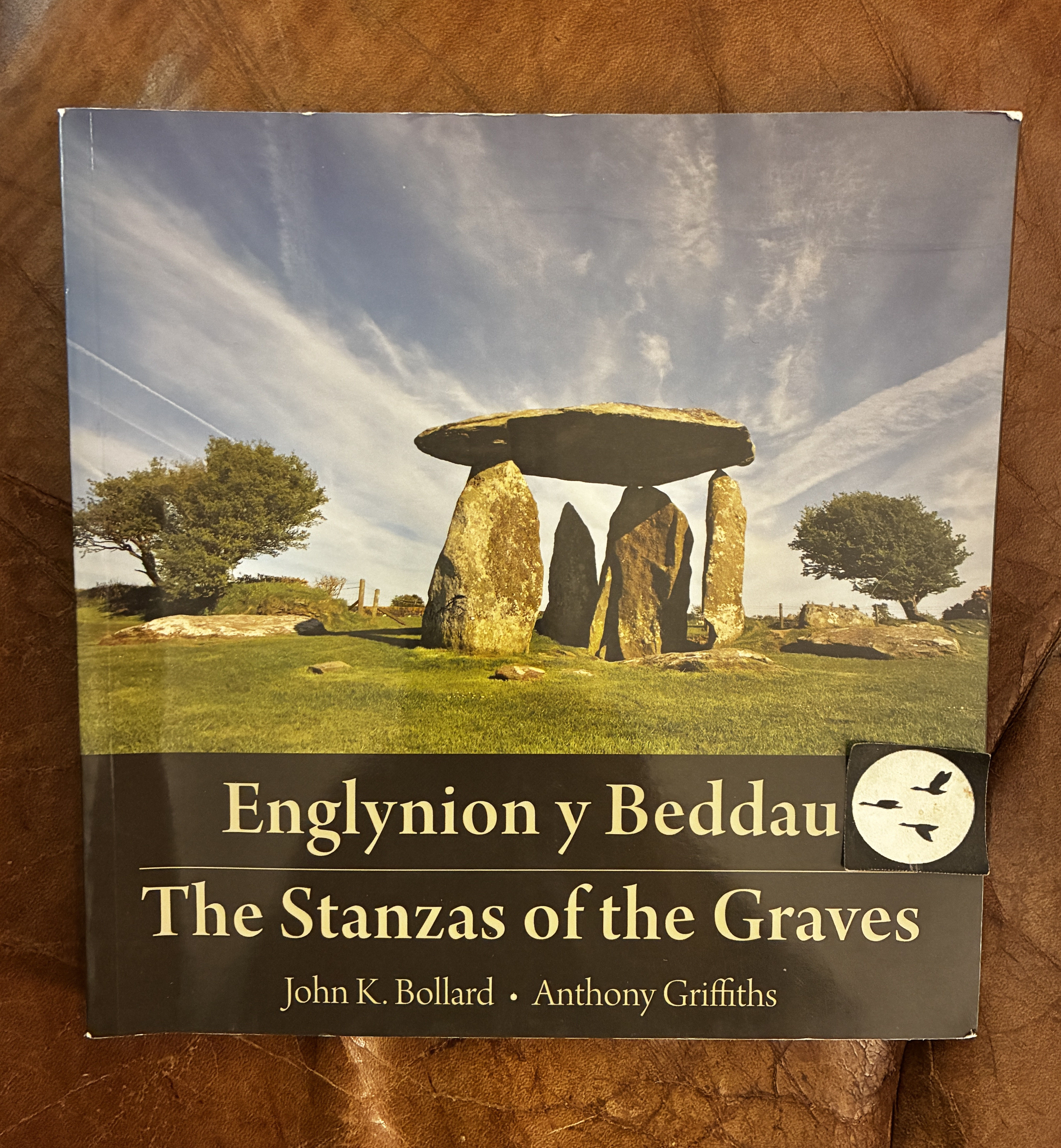 Englynion y Beddau/Stanzas of the Graves