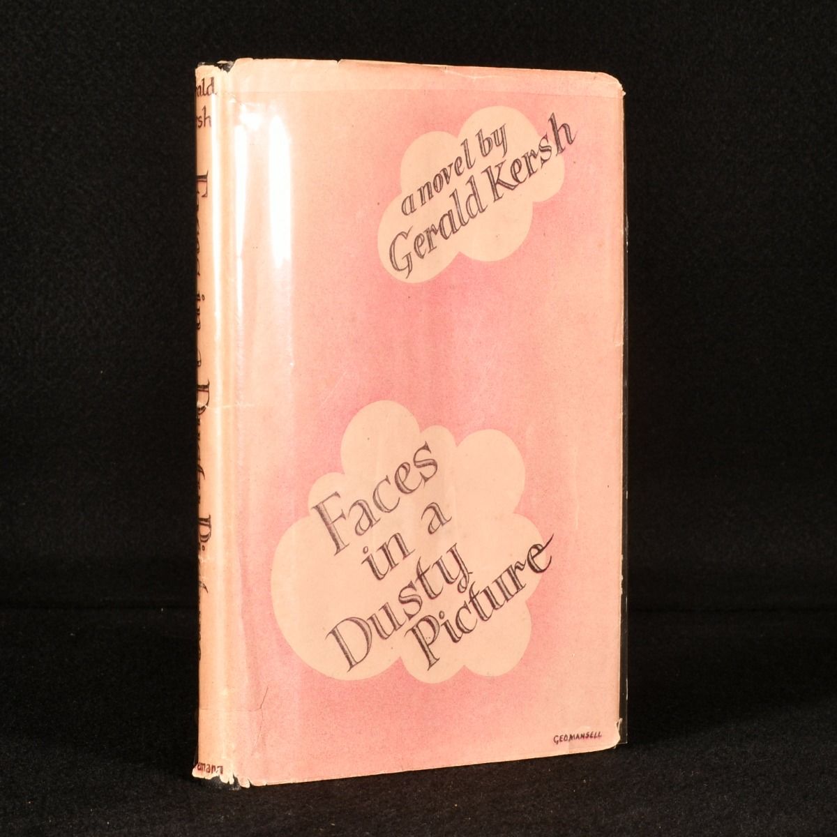 Gerald Kersh - Faces in a Dusty Picture