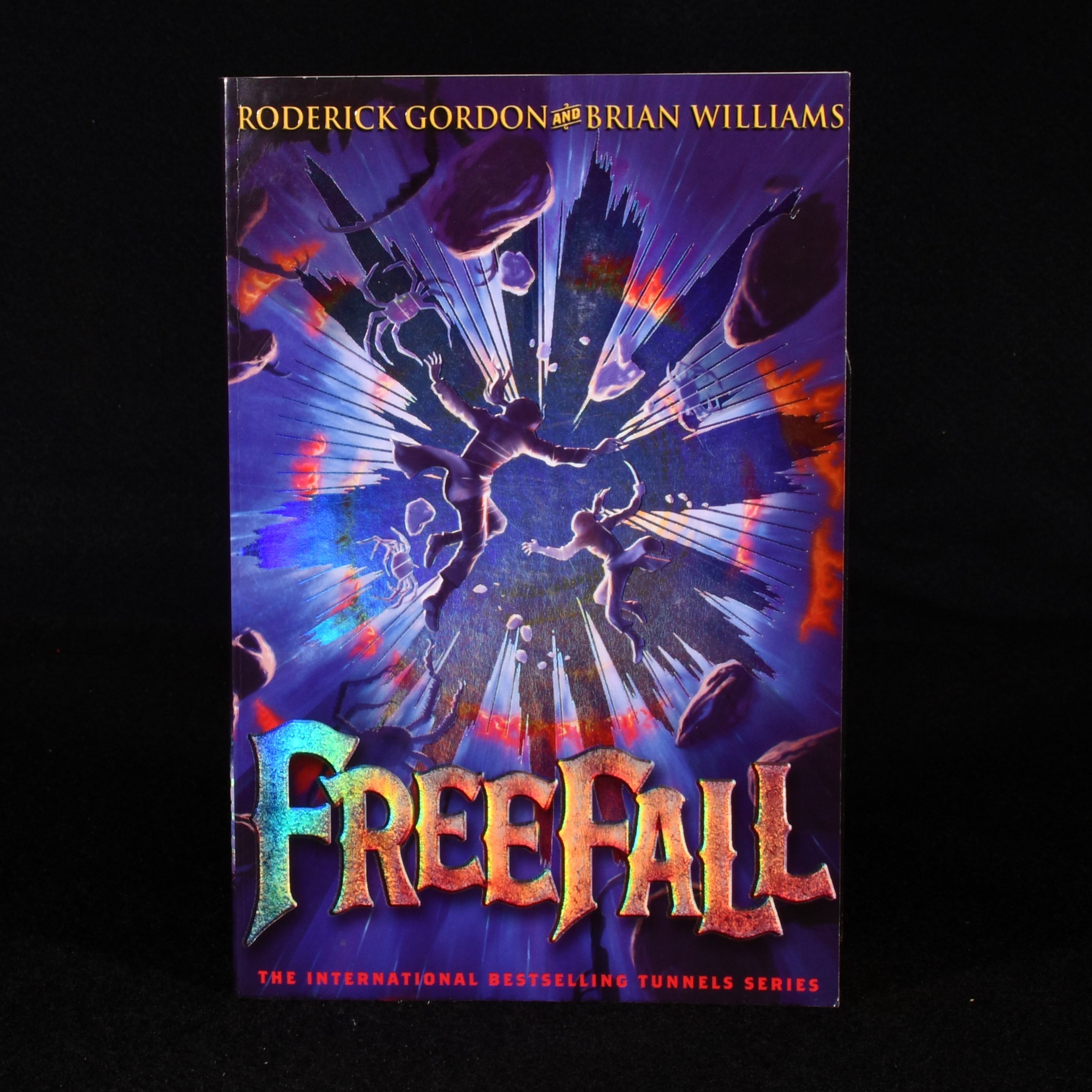 Roderick Gordon; Brian Williams - Freefall