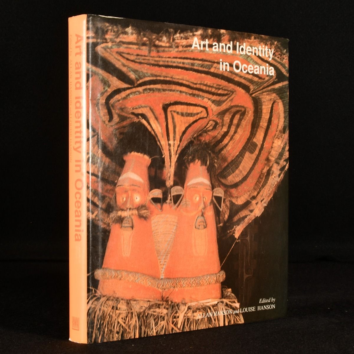 Allan Hanson, Louise Hanson (eds.) - Art and Identity in Oceania