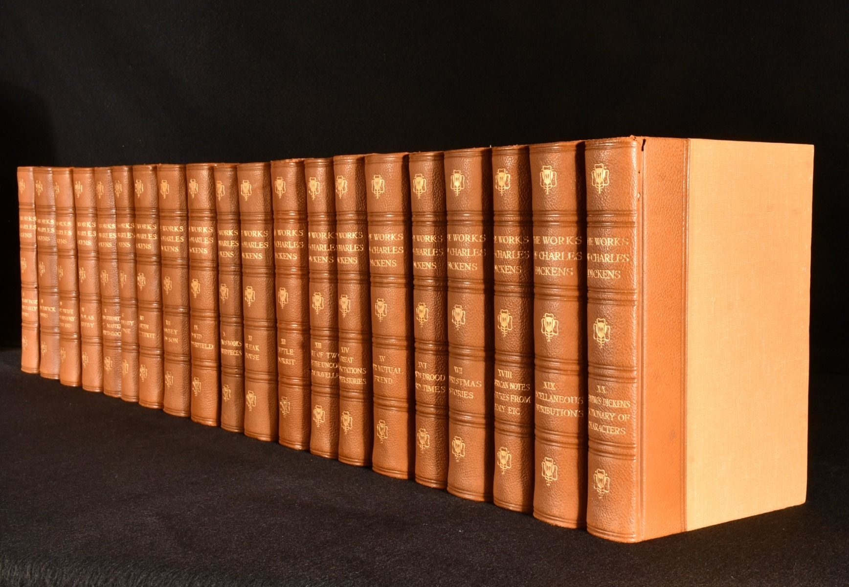 Charles Dickens; George Gissing; J. A. Nicklin - The Works of Charles Dickens