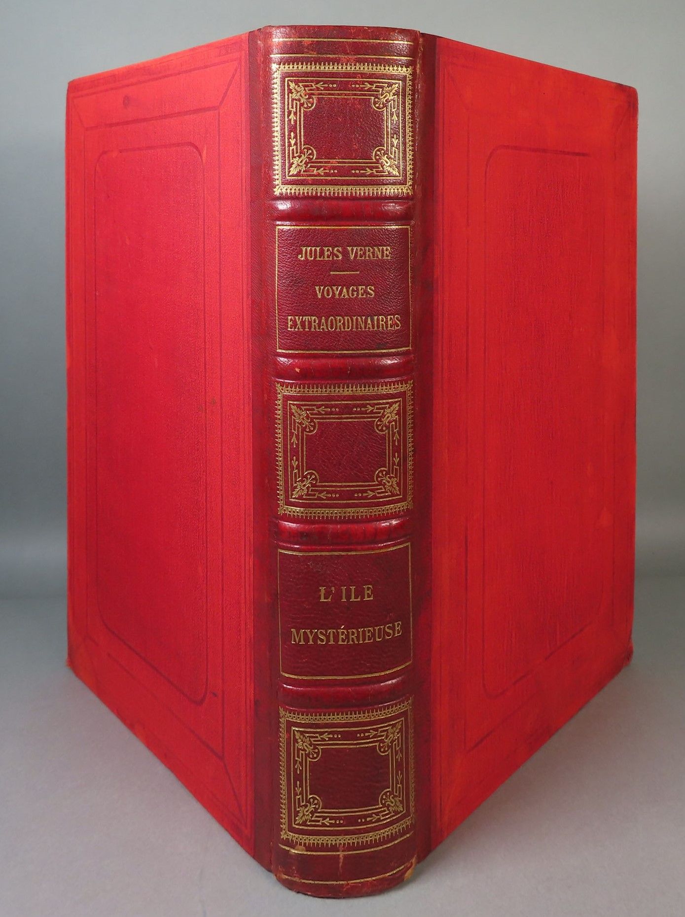 Image for Les Voyages Extraordinaires; L'Ile Mysterieuse par Jules Verne Les Voyages Extraordinaires; L'Ile Mysterieuse par Jules Verne