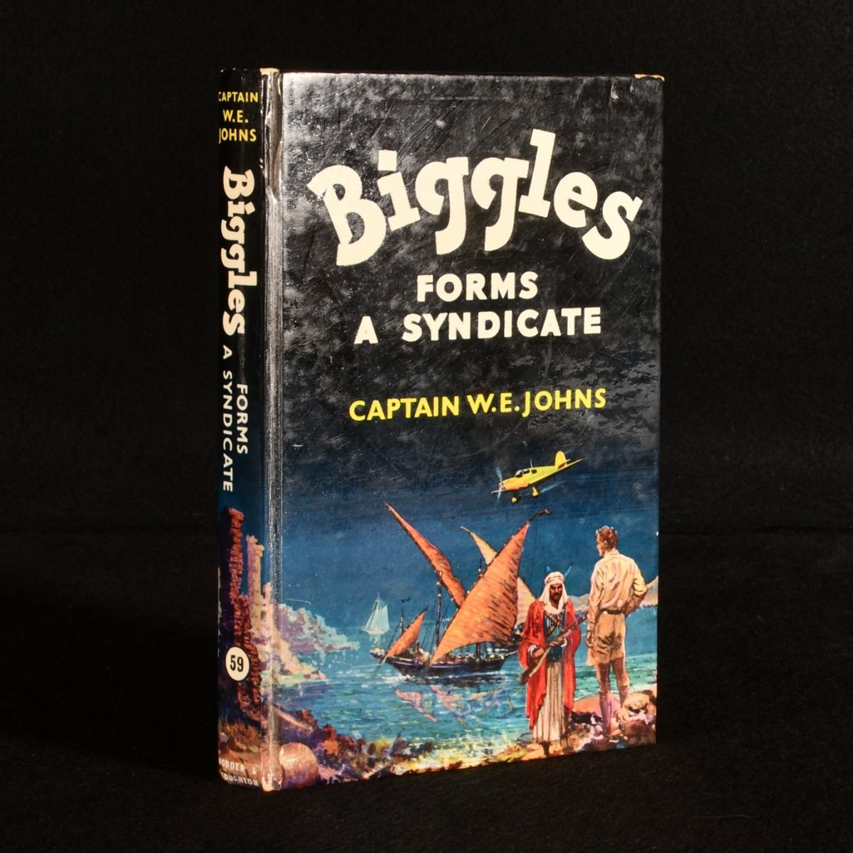 Captain W. E. Johns - Biggles Forms a Syndicate