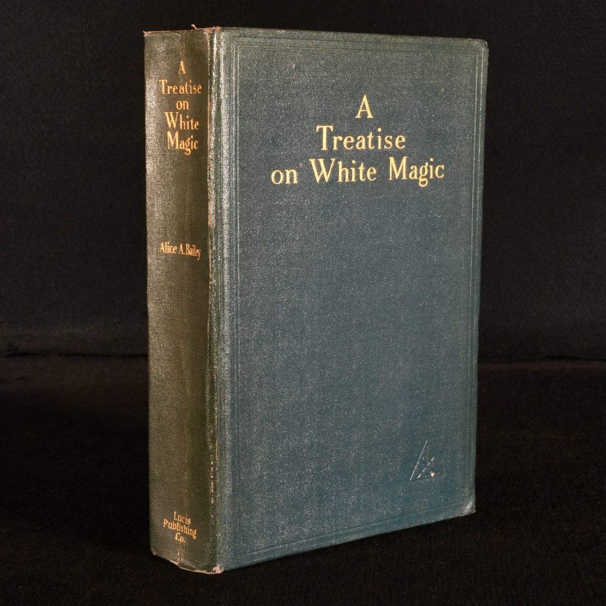 Alice A. Bailey - A Treatise on White Magic: Or, the Way of the Disciple