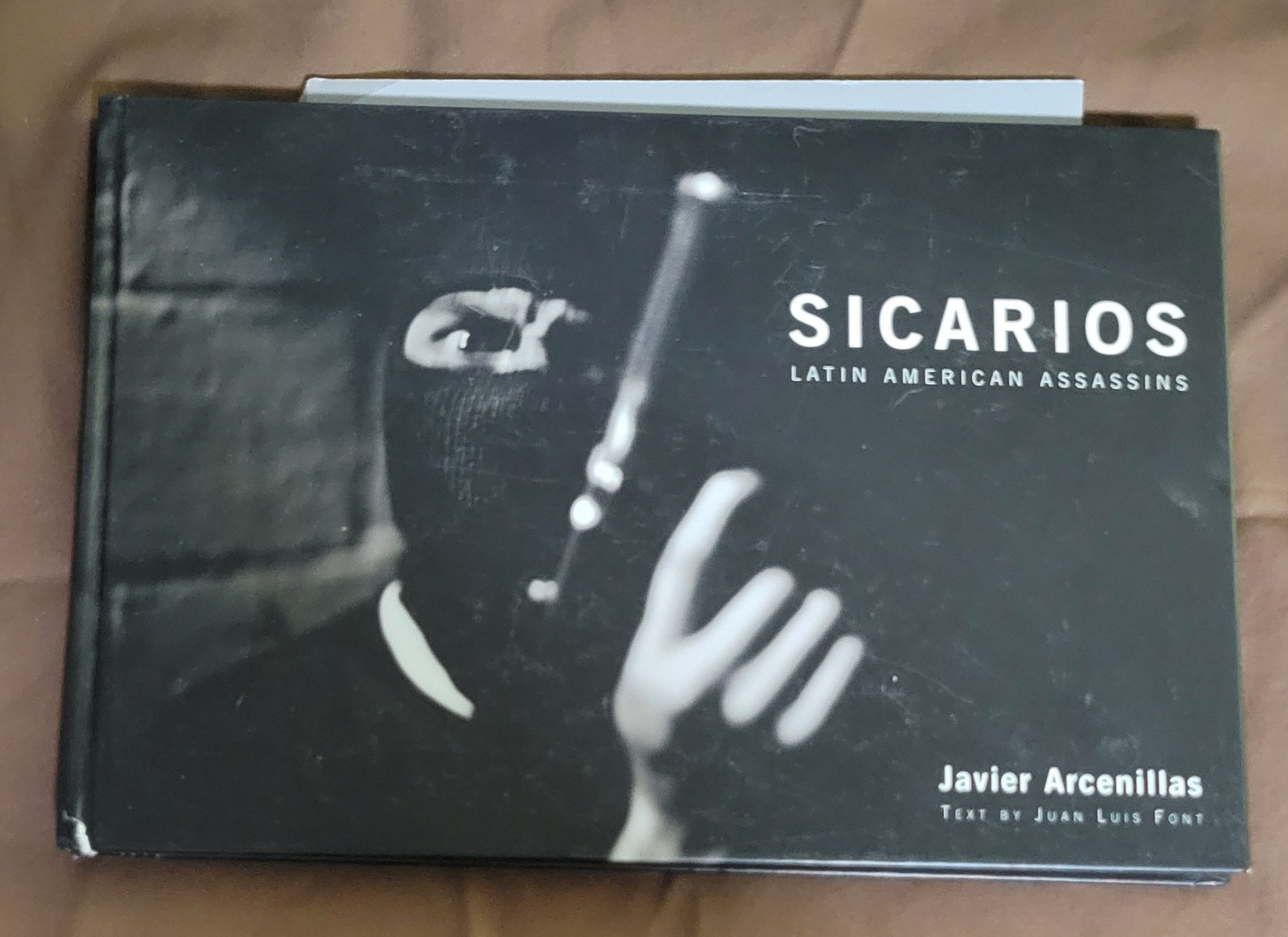 Sicarios - Latin American Assasins + Exhibit brochure